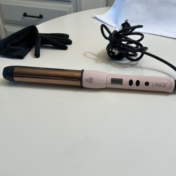 L’ANGE 1.25” curling wand. - Picture 2 of 4